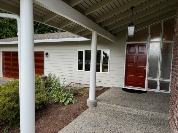 Before & After House Painting in Seattle, WA (9)